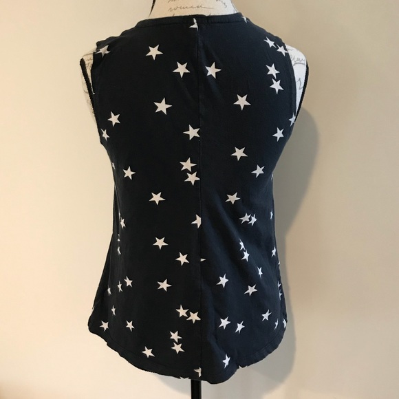 Gap Star Top - Picture 2 of 4